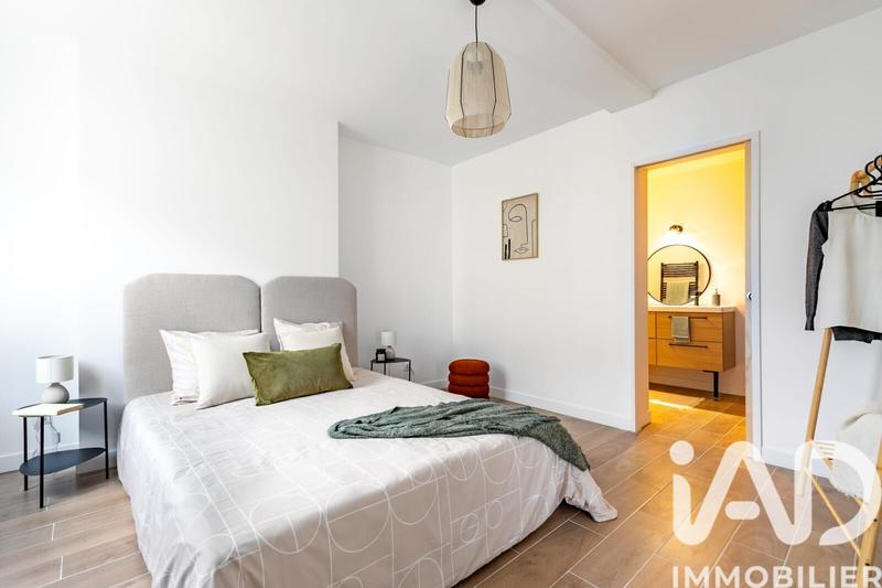 Maison - 155 m² - 8 pièces