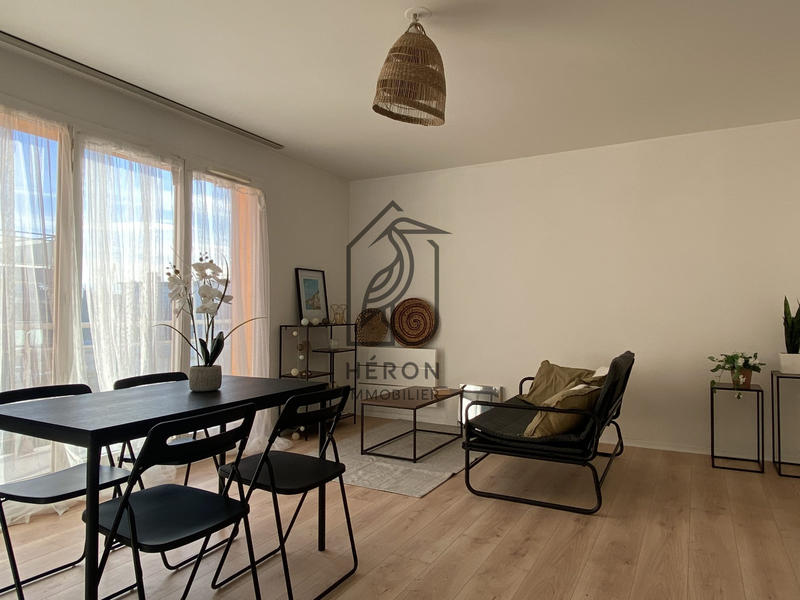 Appartement - 65 m² - 3 pièces