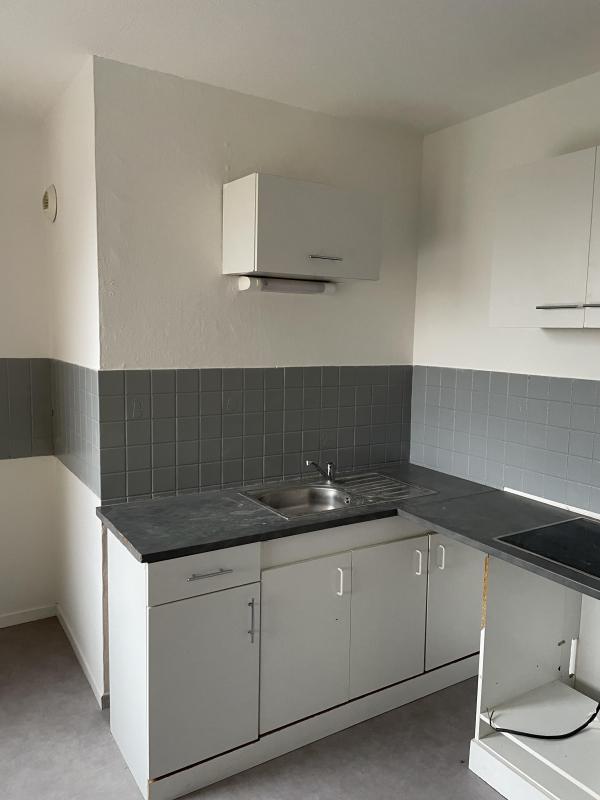 Appartement ancien - 72 m² - 3 pièces