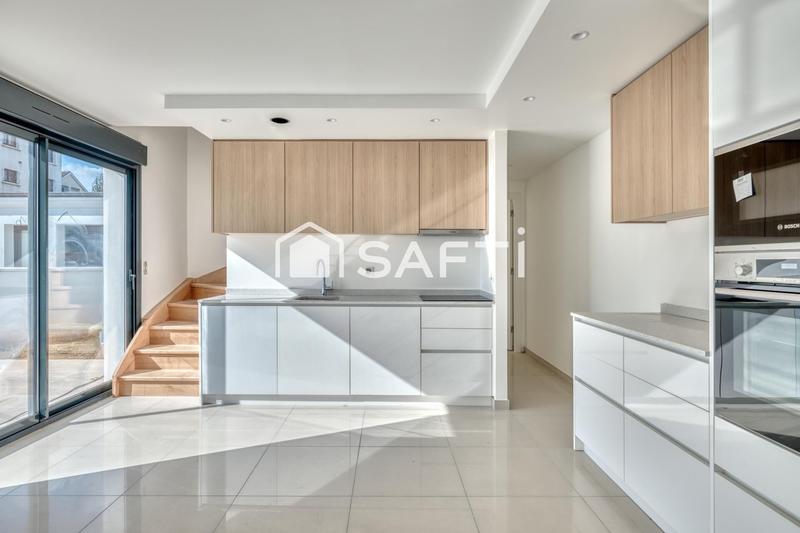 Maison - 105 m² - 4 pièces