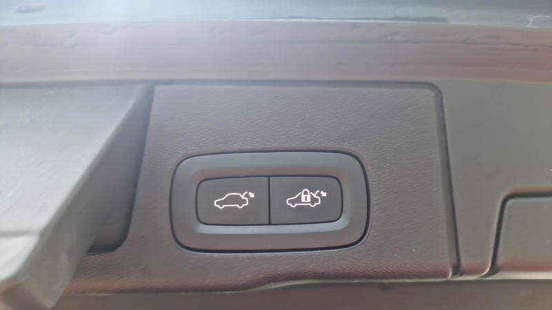 Volvo Xc60 B4 197 Geartronic 8 Ultimate Style Dark