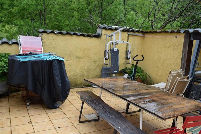 Maison en pierre - 110 m² - 5 pièces