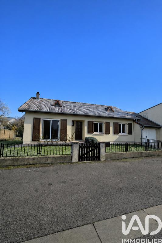 Maison - 93 m² - 5 pièces