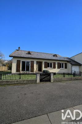 Maison - 93 m² - 5 pièces