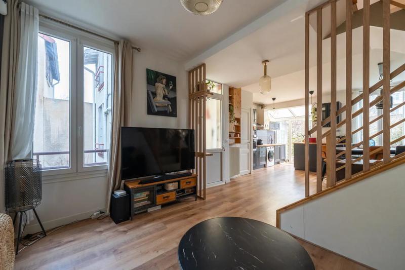 Maison - 100 m² - 6 pièces