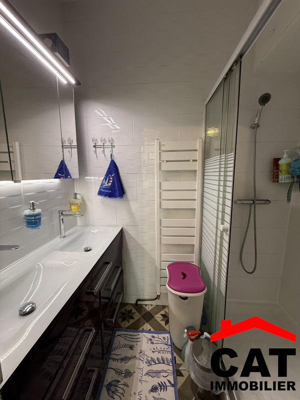 Maison traditionnelle - 105 m² - 5 pièces