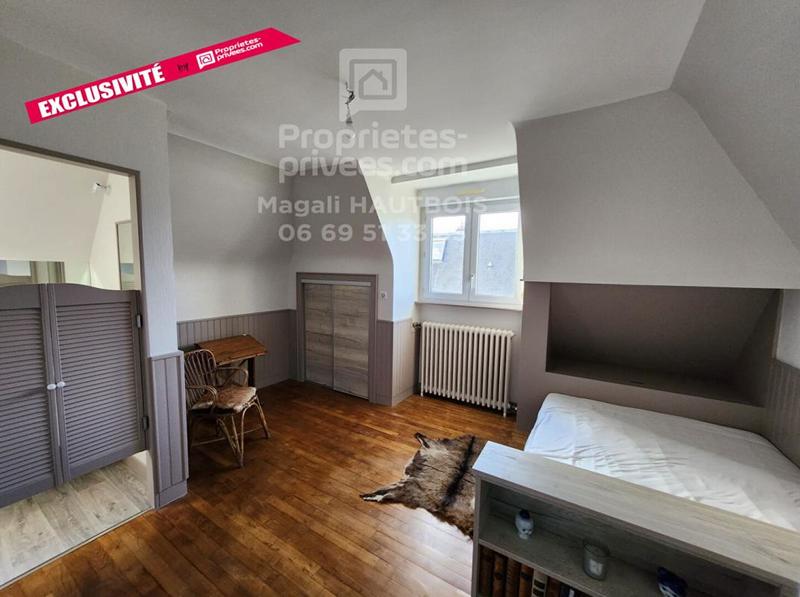 Maison - 184 m² - 9 pièces