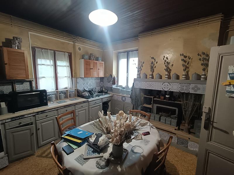 Maison ancienne - 107 m² - 4 pièces