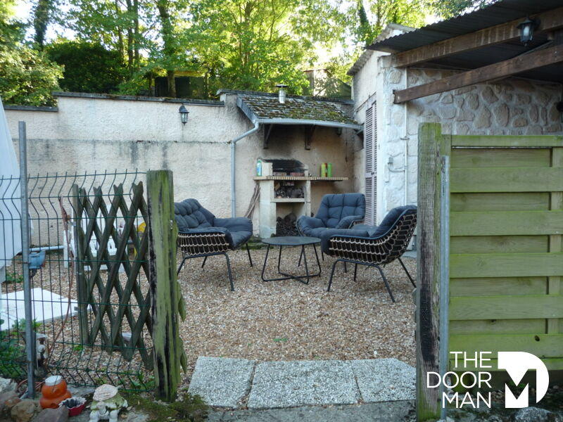 Maison - 141 m² - 6 pièces