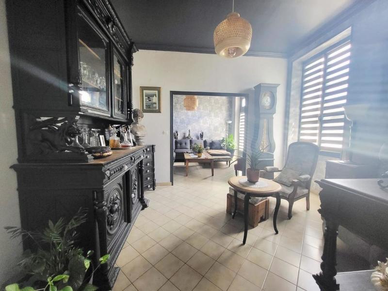Maison - 175 m² - 8 pièces