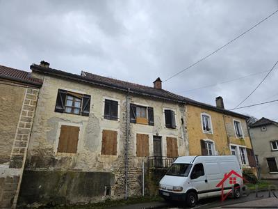 Maison - 85 m² - 5 pièces