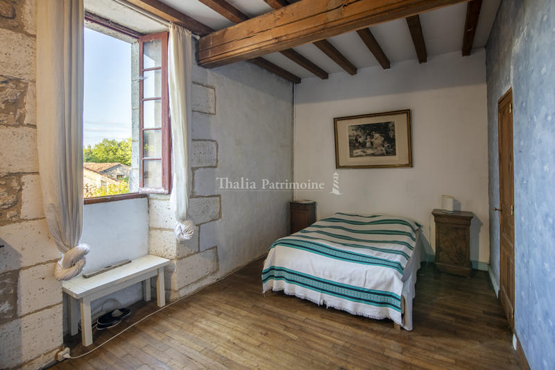 Propriété - 390 m² - 16 pièces