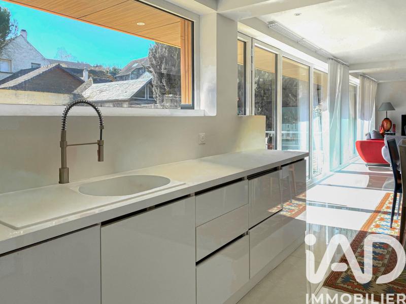 Maison de maîtres - 270 m² - 9 pièces