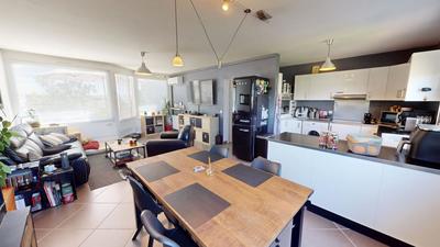 Appartement - 72 m² - 3 pièces