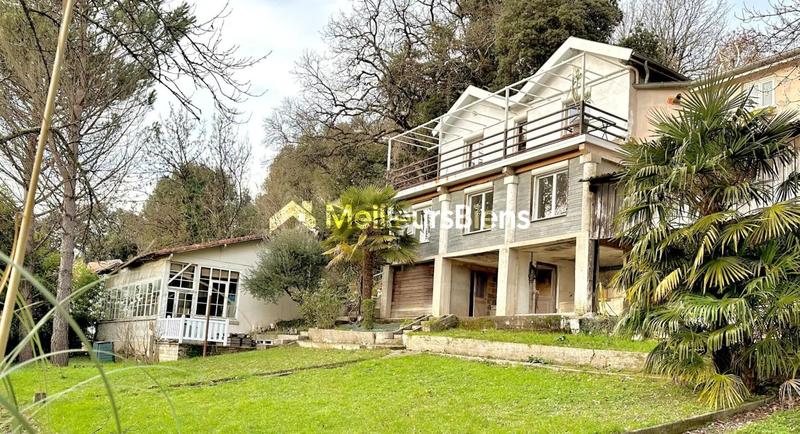 Maison - 101 m² - 4 pièces