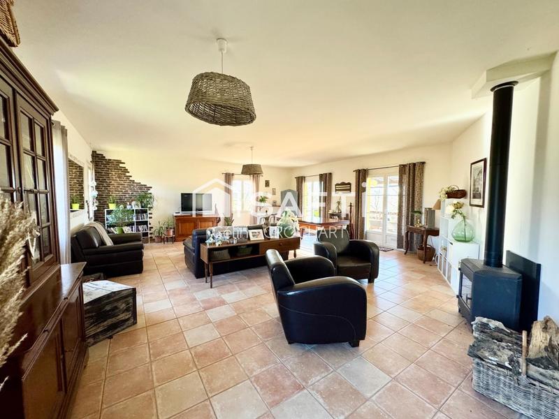 Maison - 400 m² - 21 pièces