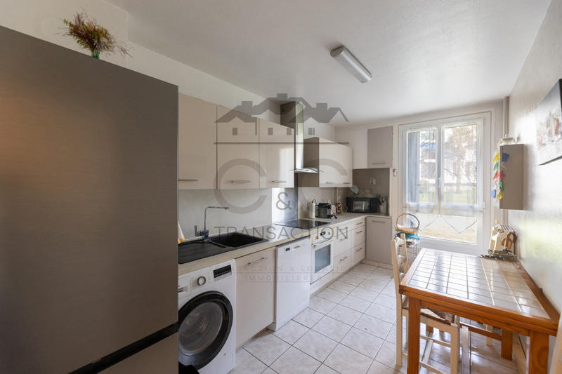 Appartement - 75 m² - 4 pièces