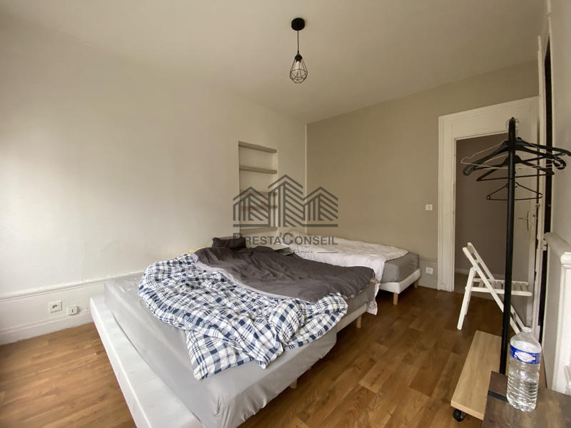 Immeuble - 235 m² - 13 pièces