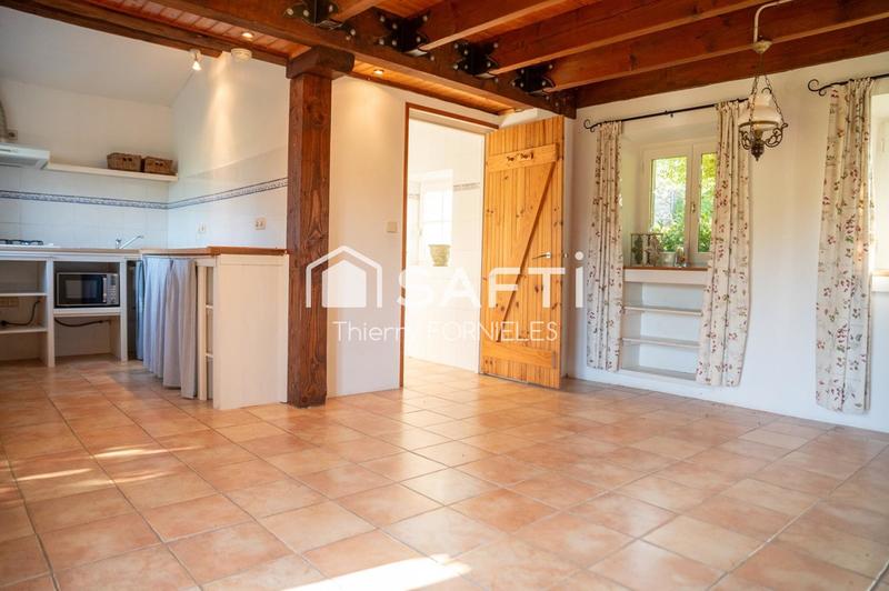 Maison - 232 m² - 7 pièces