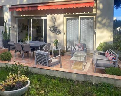 Appartement - 102 m² - 4 pièces