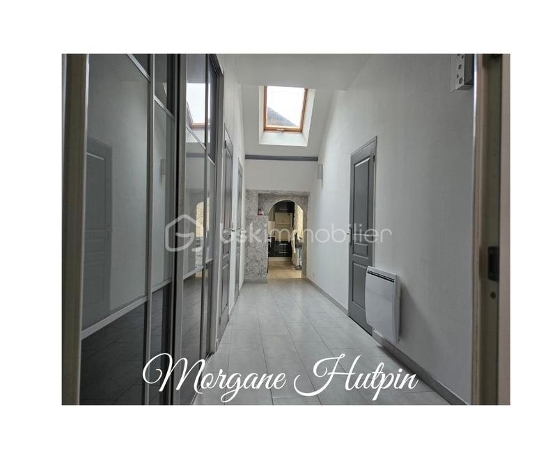 Maison de ville - 228 m² - 7 pièces