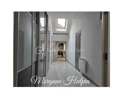 Maison de ville - 228 m² - 7 pièces