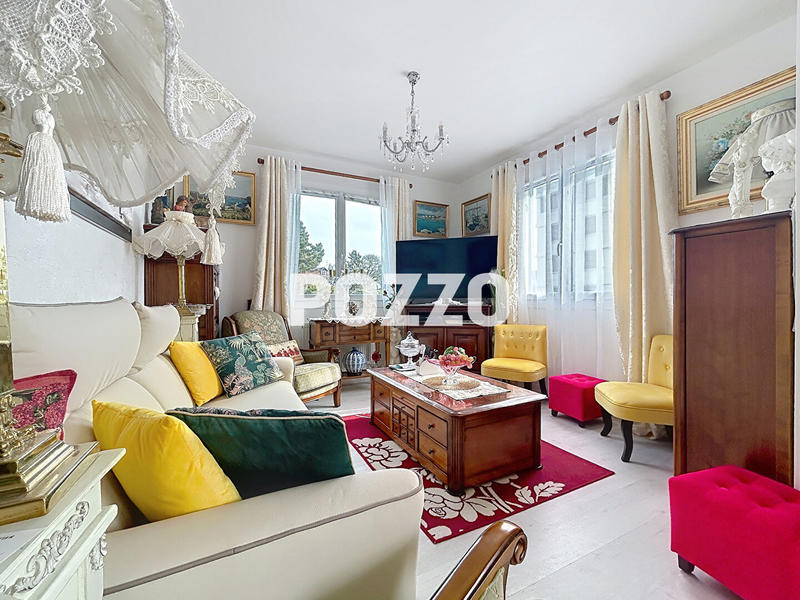 Appartement - 92 m² - 3 pièces