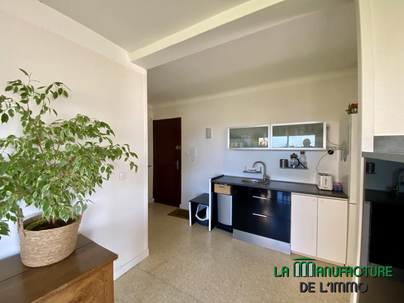 Appartement - 90 m² - 3 pièces