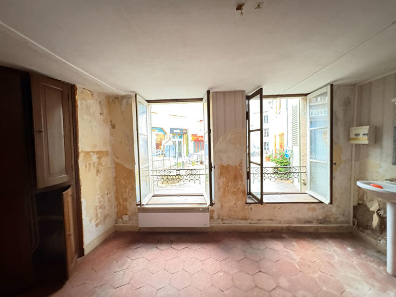 Maison - 141 m² - 6 pièces