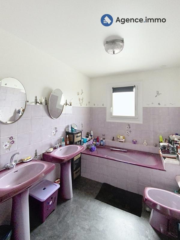 Maison - 121 m² - 5 pièces