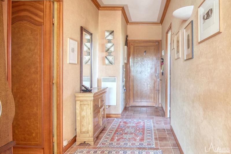 Appartement - 90 m² - 4 pièces