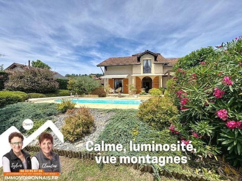 Maison - 172 m² - 10 pièces