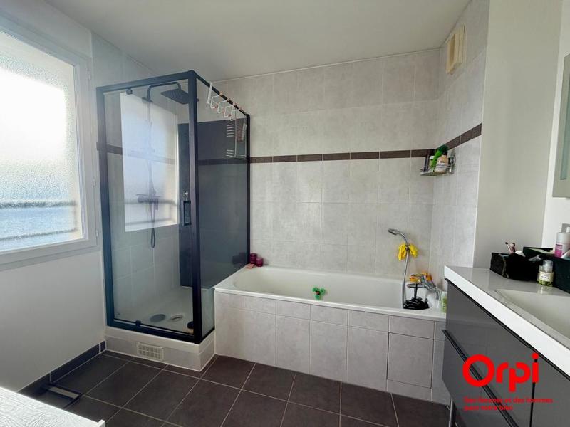 Duplex - 103 m² - 4 pièces