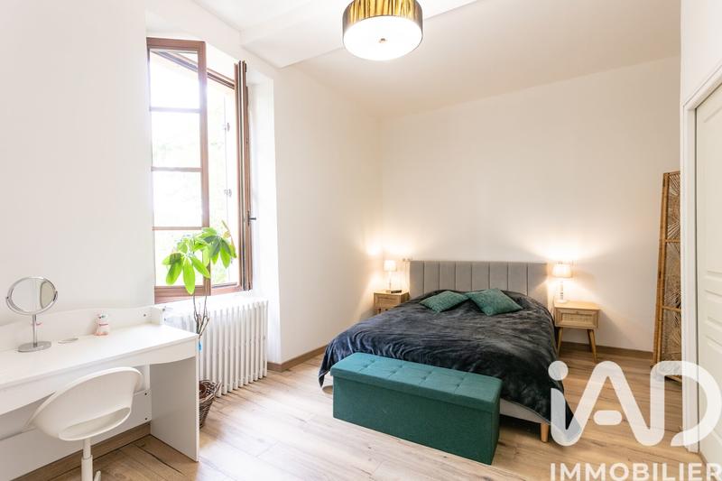 Maison - 190 m² - 7 pièces