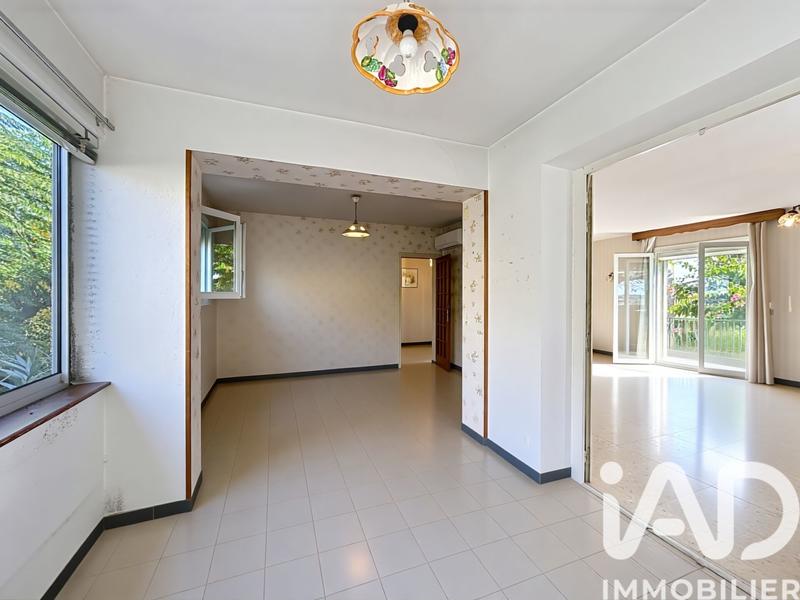 Maison - 98 m² - 5 pièces