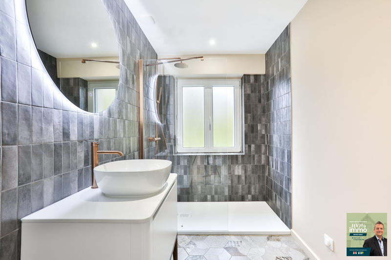 Maison - 179 m² - 6 pièces