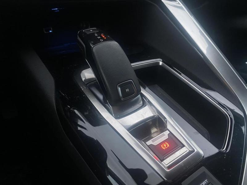 Peugeot 3008 II BlueHDi 130 s&amp;S Eat8 Style