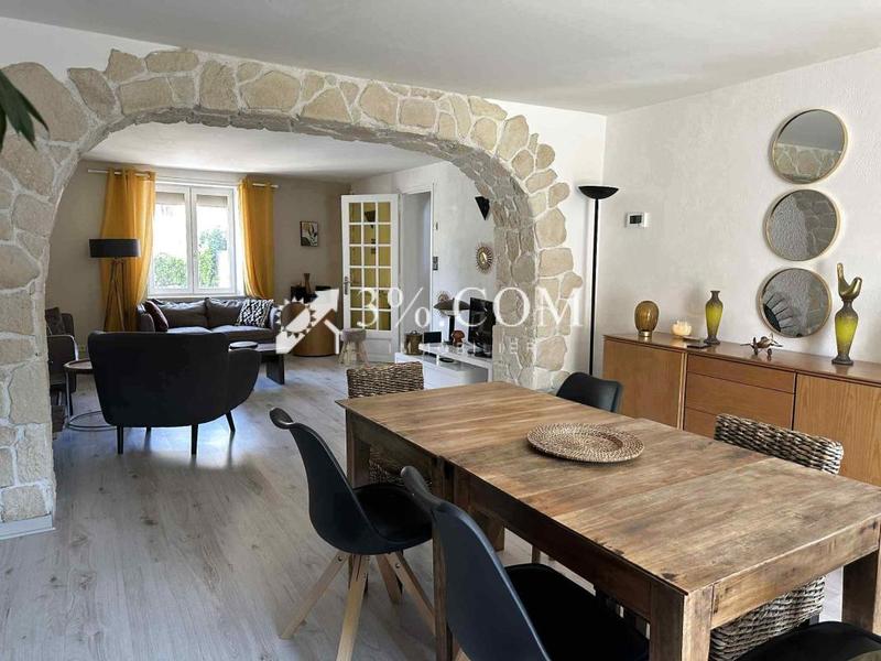 Maison - 134 m² - 6 pièces