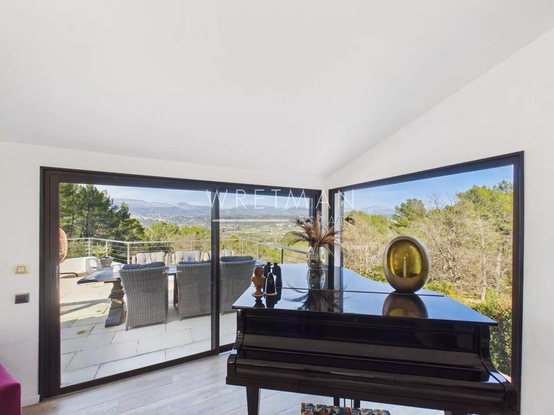 Villa - 291 m² - 5 pièces