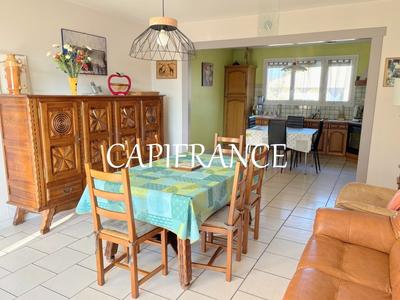 Maison - 102 m² - 5 pièces