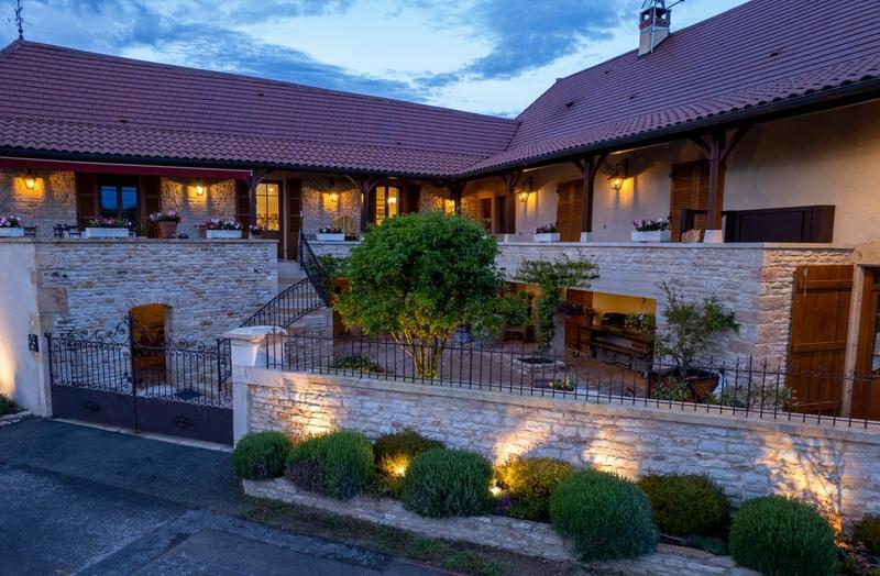 Maison - 201 m² - 8 pièces