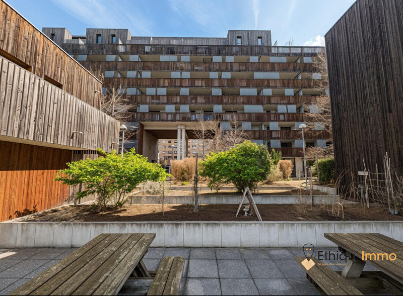 Appartement - 45 m² - 2 pièces