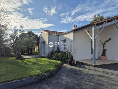 Maison - 163 m² - 8 pièces