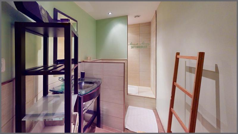 Villa - 177 m² - 7 pièces