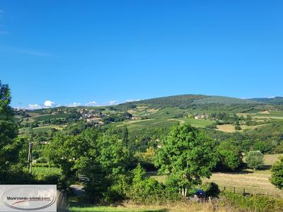 Terrain constructible - 930 m²