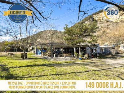 Local commercial - 294 m²