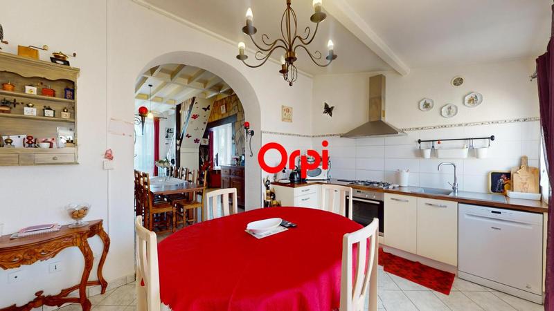 Appartement - 125 m² - 5 pièces