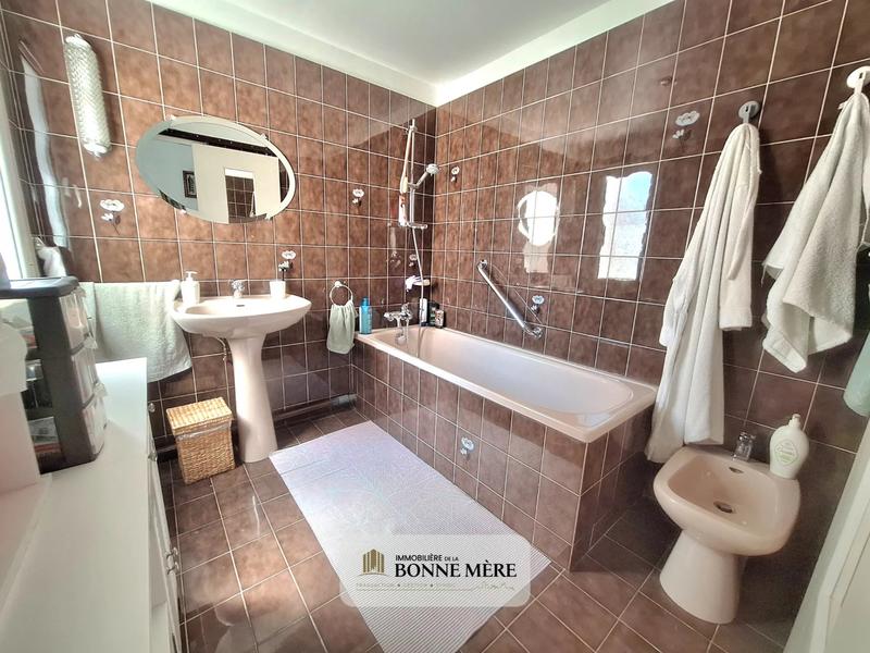 Appartement - 78 m² - 4 pièces