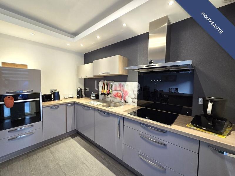 Maison - 138 m² - 6 pièces