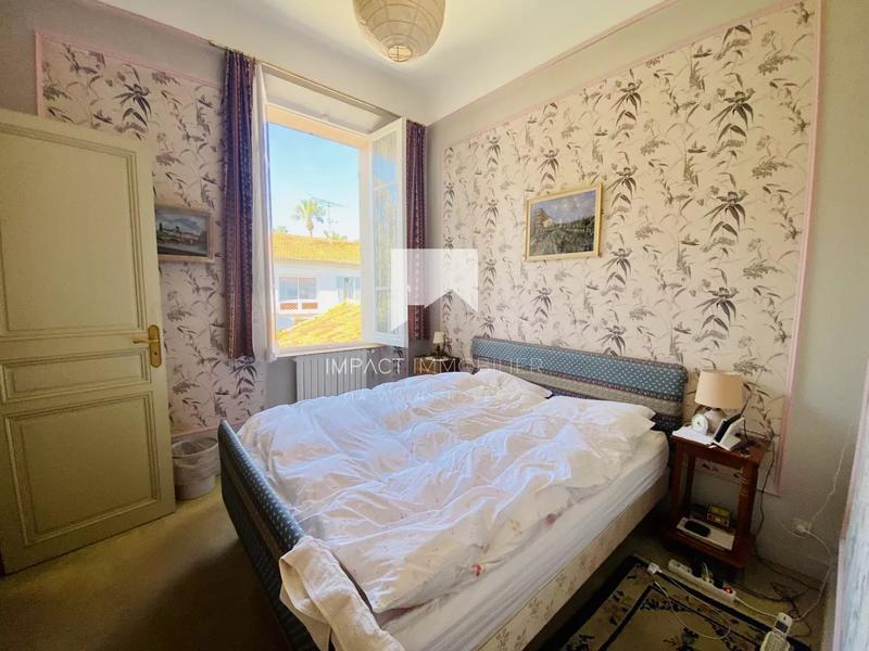 Maison - 200 m² - 6 pièces